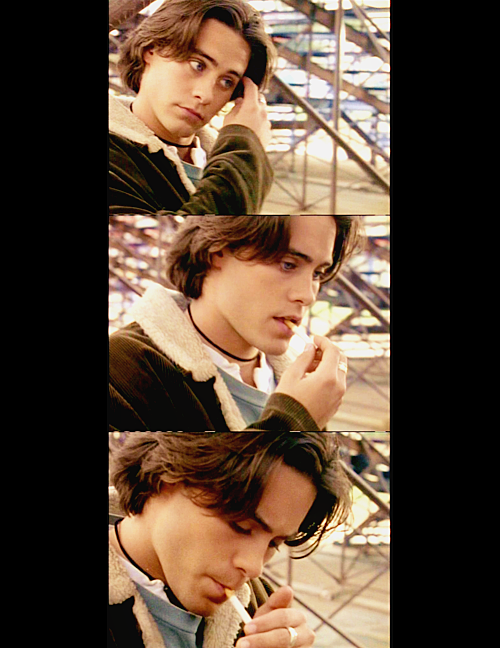 stealing fashion tips from Angela Chase drooling over Jordan Catalano 